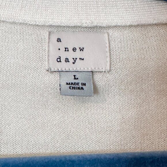 Lightweight White Cardigan - Picture 3 of 4